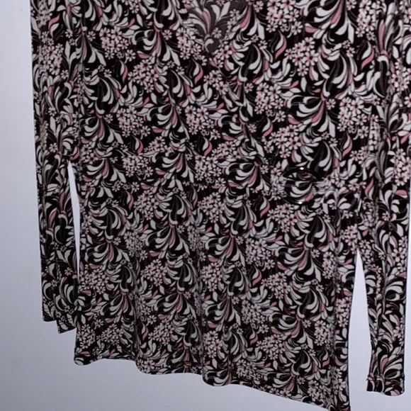 Vintage Susan Lawrence V Neck Tan/Pink Buckle Top - Picture 3 of 5